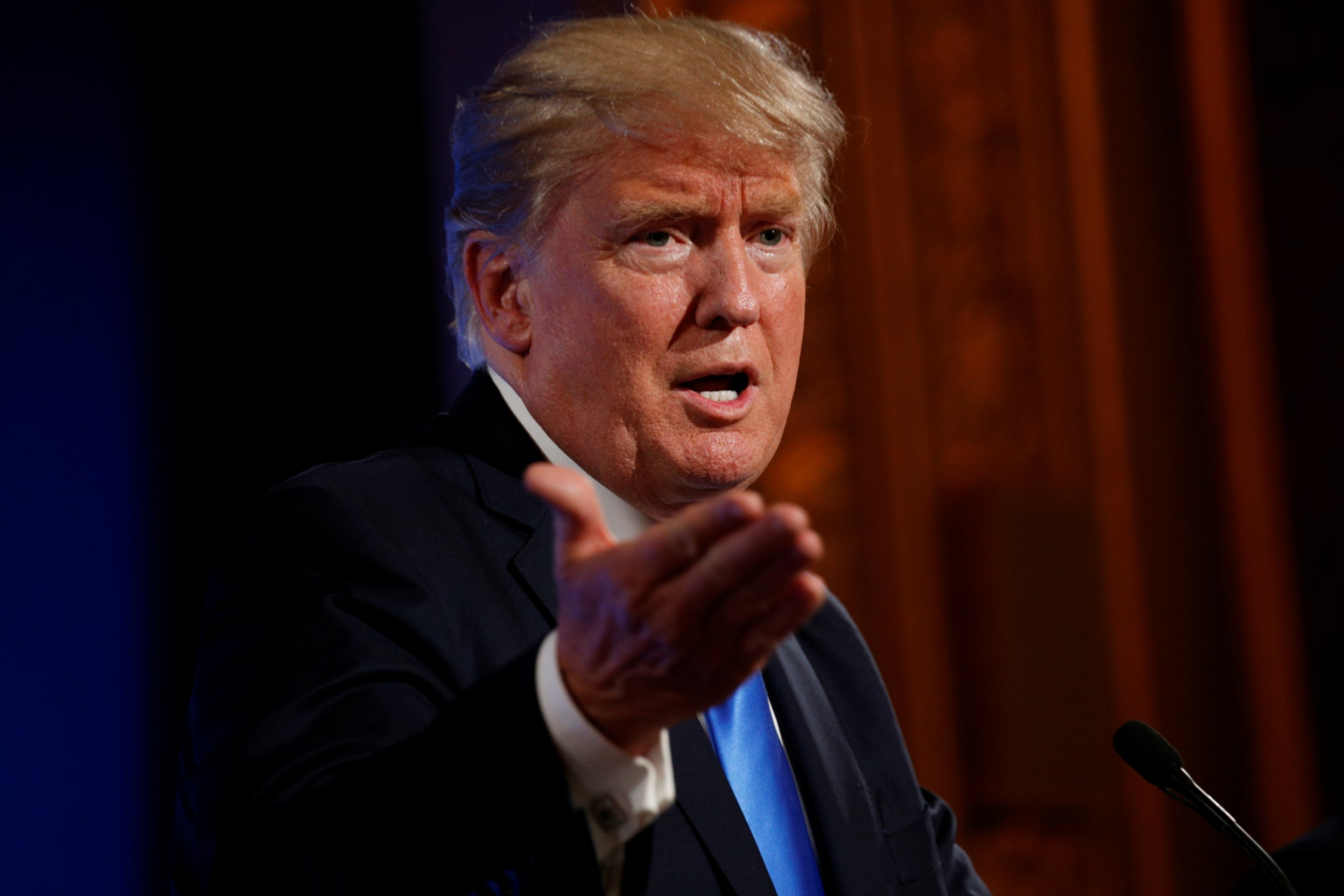 Trump Gives Canada’s Prime Minister a 48-Hour Ultimatum to Resign ...